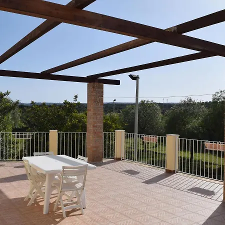 Villa Belvilla By Oyo Casa Monti Iblei Case Monterosso