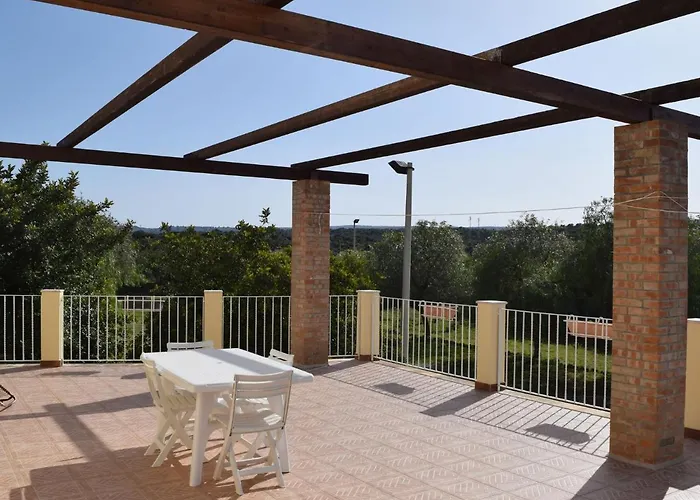 Villa Villa In Syracuse With Pool And Terrace Case Monterosso