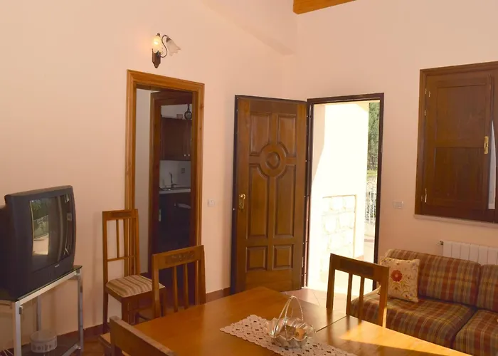 Villa Villa In Syracuse With Pool And Terrace *