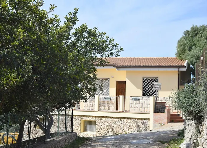 Villa Villa In Syracuse With Pool And Terrace